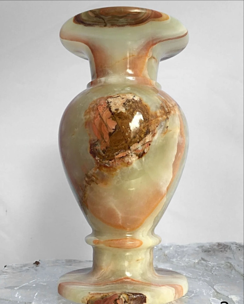 Onyx 8" Vase - New Earth Gifts and Beads